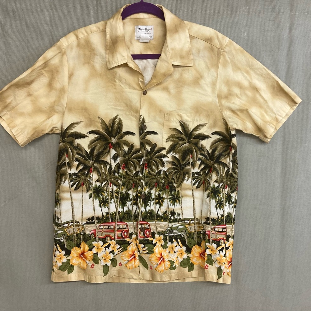 Tan and Green Casual Button Down Shirt with Palm Tree Design Mens 100% cotton M